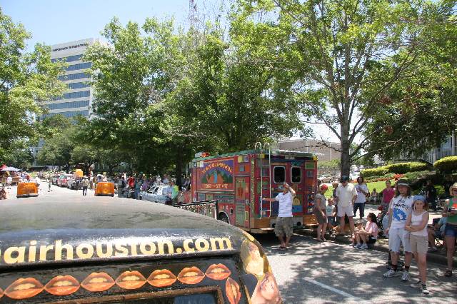 2006_ArtCar_3_Parade 272 